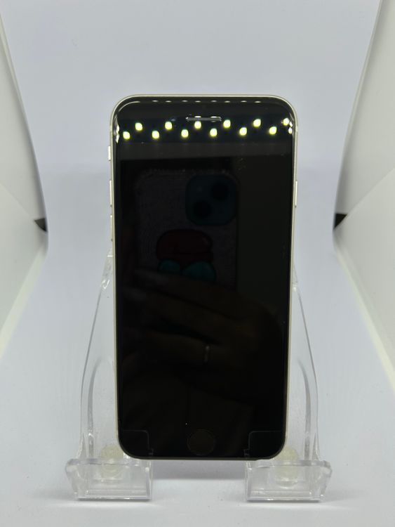��SIM�ե꡼ iPhoneSE��3����  64GB �������饤��