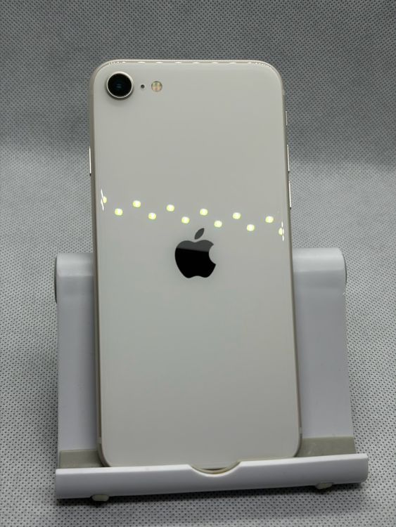 ���Хåƥ꡼100% ����Ʊ�� SIM�ե꡼ iPhoneSE ��3���� 128GB �������饤��