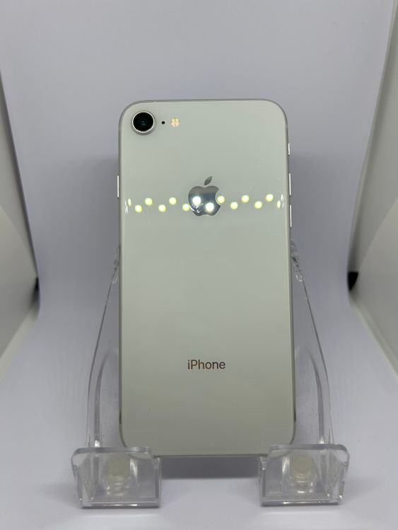 ��SIM�ե꡼ iPhone8  64GB ����С� �Хåƥ꡼79%