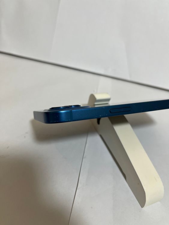 ���ϥԥͥ��ͥå�iPhone13 128GB �֥롼   ����̵��