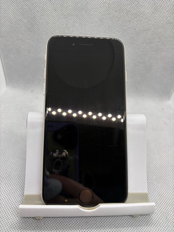 ���ϥԥͥ��ͥå� SIM�ե꡼ iPhoneSE ��3���� 64GB �Хåƥ꡼88%