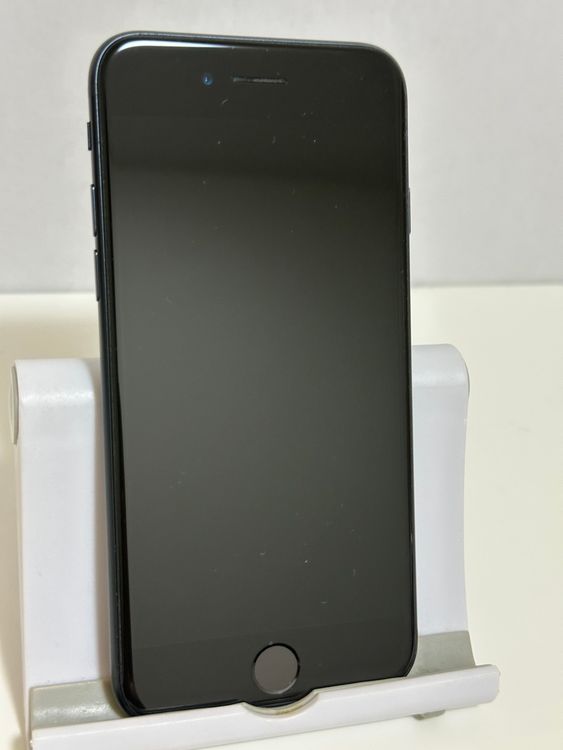 ��SIM�ե꡼ iPhoneSE ��3���� 64GB �ߥåɥʥ���