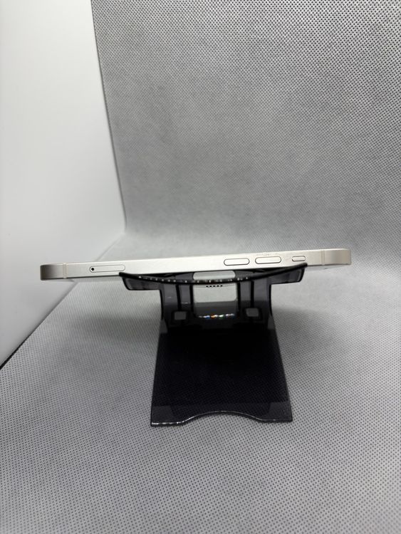 ���ϥԥͥ��ͥå� SIM�ե꡼ iPhone12 64GB �ۥ磻�� �Хåƥ꡼81%