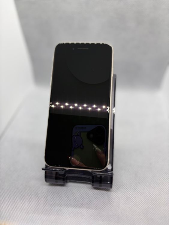 ���ϥԥͥ��ͥå� SIM�ե꡼ iPhoneSE ��3���� 64GB �������饤�� �Хåƥ꡼84%