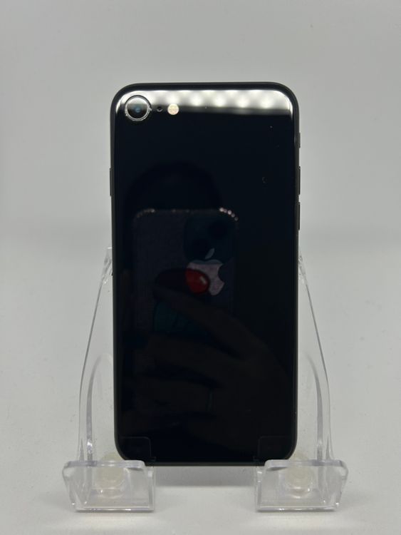 ��SIM�ե꡼ iPhoneSE��3����  64GB �ߥåɥʥ��� �Хåƥ꡼78%