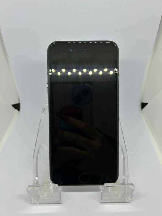 ��SIM�ե꡼ iPhoneSE��3����  128GB �ߥåɥʥ��� �Хåƥ꡼74%