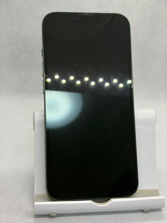 ���Хåƥ꡼86% SIM�ե꡼ iPhone13 128GB ���꡼��