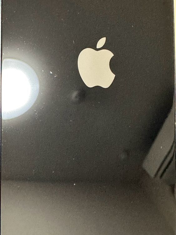 ���Хåƥ꡼82% SIM�ե꡼ iPhone13 128GB �ߥåɥʥ���