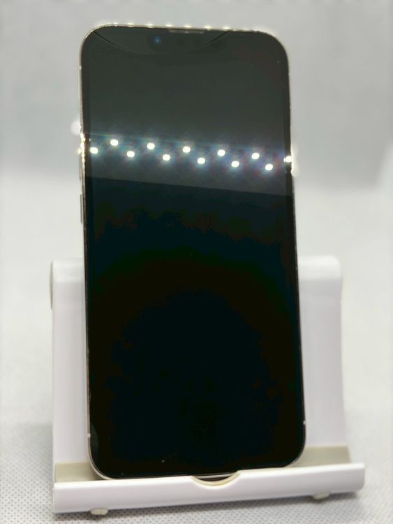 ���Хåƥ꡼100% Ķ���� SIM�ե꡼ iPhone13Pro 256GB ����С�