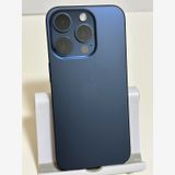 ���Хåƥ꡼84% SIM�ե꡼ iPhone15Pro 256GB �֥롼�����˥���