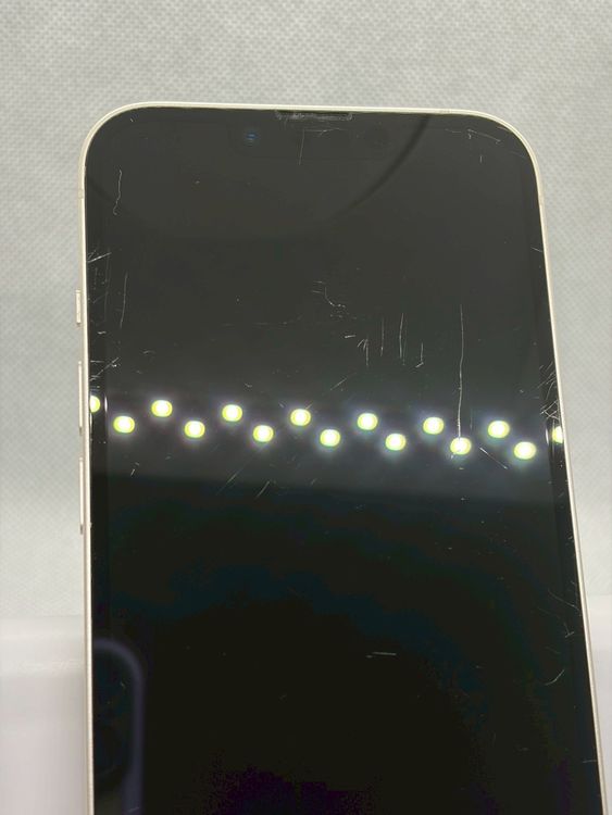 ���Хåƥ꡼87% SIM�ե꡼ iPhone14 128GB �������饤��