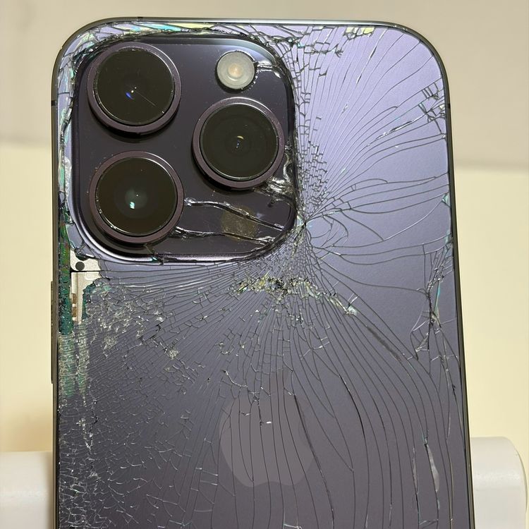 ���Хåƥ꡼82% SIM�ե꡼ iPhone14Pro 128GB �ǥ����ץѡ��ץ�