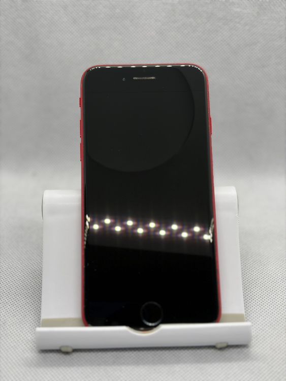 ������ SIM�ե꡼ iPhoneSE ��3���� 64GB ��å�