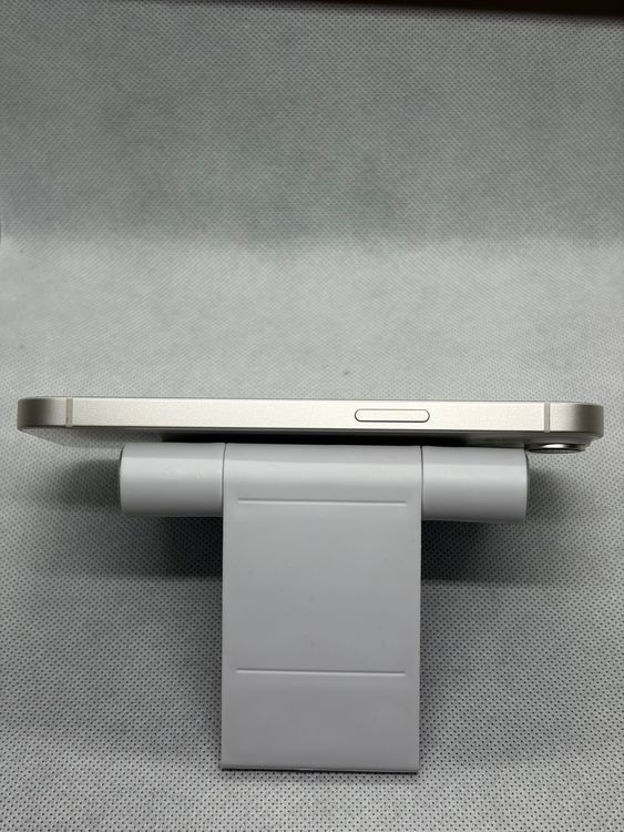 ���Хåƥ꡼85% Ķ���� SIM�ե꡼ iPhone14 128GB �������饤��