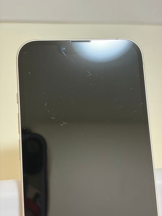 ���Хåƥ꡼83% SIM�ե꡼ iPhone14 128GB �������饤��