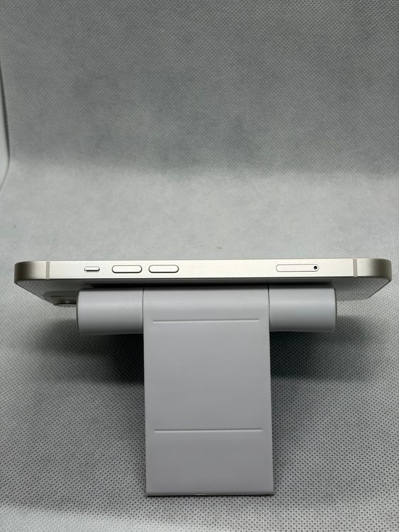 ������̤���� SIM�ե꡼ iPhone13 128GB �������饤��