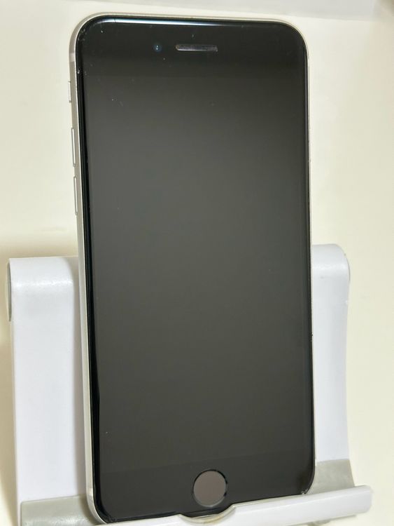 ��SIM�ե꡼ iPhoneSE ��2���� 64GB �ۥ磻��