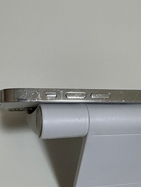 ��SIM�ե꡼ iPhone12Pro 128GB ����С�