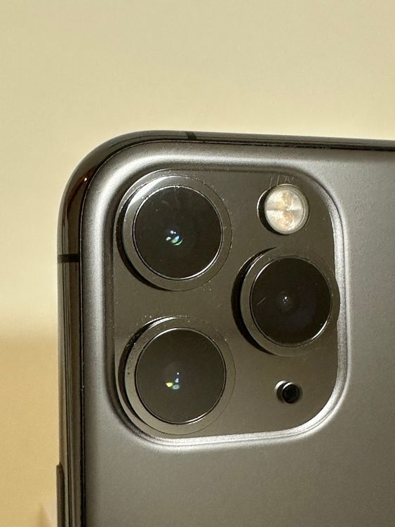 ��SIM�ե꡼ iPhone11Pro 64GB ���ڡ������졼