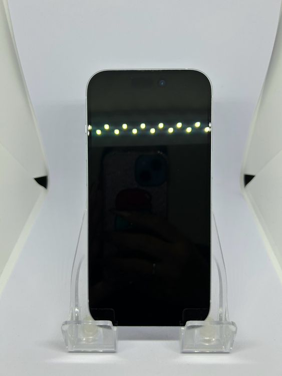 ��SIM�ե꡼ iPhone15 128GB �֥롼
