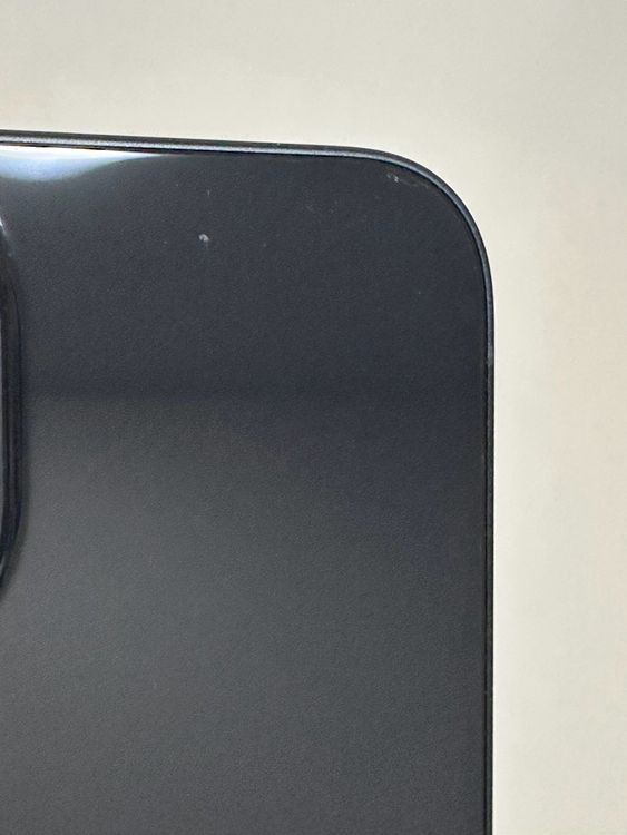���Хåƥ꡼85% SIM�ե꡼ iPhone14 128GB �ߥåɥʥ���
