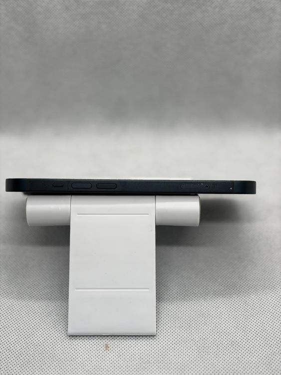 ���ϥԥͥ��ͥå� SIM�ե꡼ iPhone14 128GB �Хåƥ꡼84% �ߥåɥʥ���