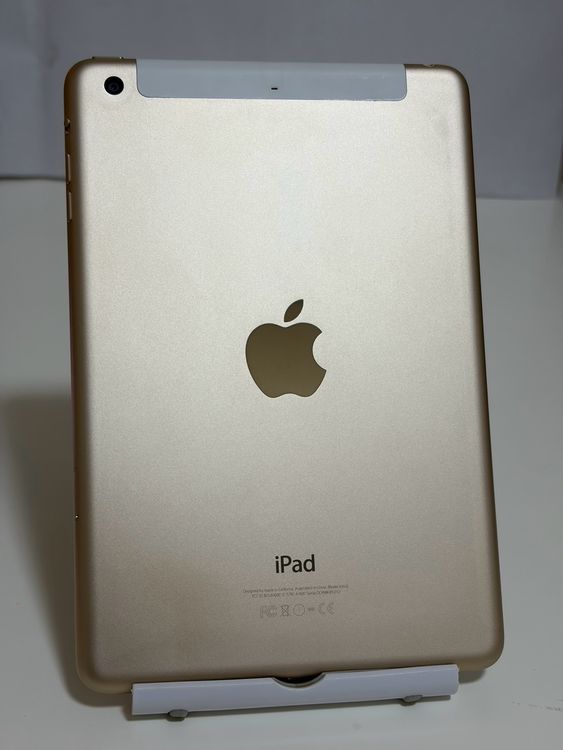 ��iPad mini ��3���� 16GB ������� docomo