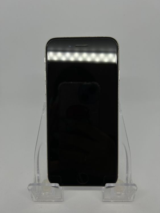 SIM�ե꡼ iPhoneSE��3����  128GB �������饤�� �Хåƥ꡼77%