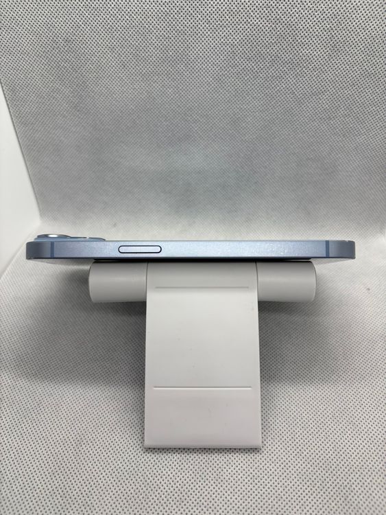 ���ϥԥͥ��ͥå� SIM�ե꡼ iPhone14 128GB �֥롼 �Хåƥ꡼81%