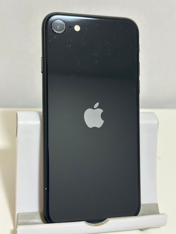 ���Хåƥ꡼90% SIM�ե꡼ iPhoneSE ��3���� 64GB �ߥåɥʥ���