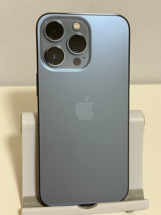 ���Хåƥ꡼82% SIM�ե꡼ iPhone13Pro 256GB ������֥롼