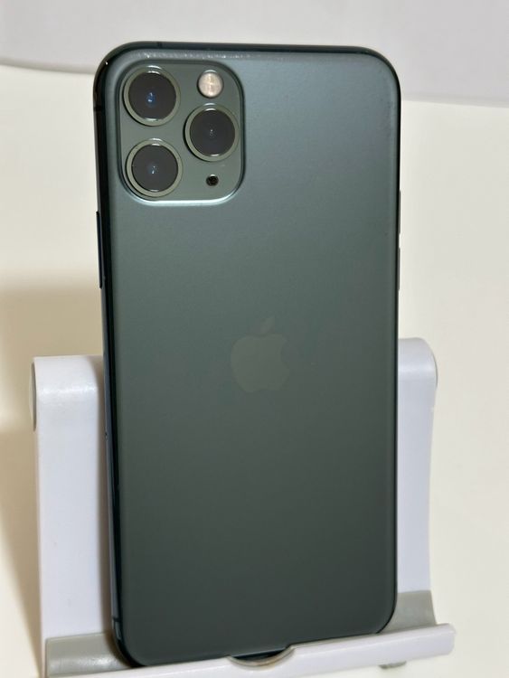 ���Хåƥ꡼83% SIM�ե꡼ iPhone11Pro 256GB �ߥåɥʥ��ȥ��꡼��