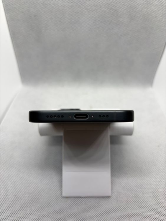 ���Хåƥ꡼95% SIM�ե꡼ iPhone15 128GB �֥�å�