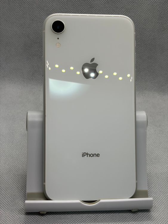 ���Хåƥ꡼81% SIM�ե꡼ iPhoneXR 64GB �ۥ磻��