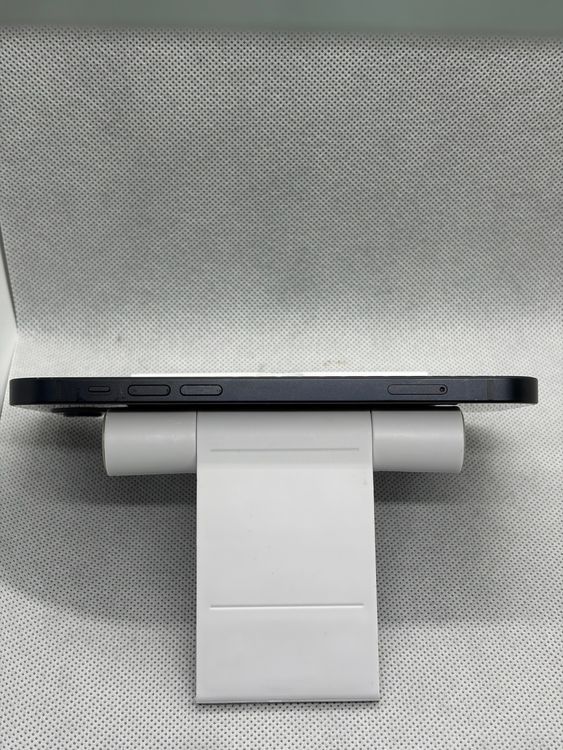 ���Хåƥ꡼86% SIM�ե꡼ iPhone12 64GB �֥�å�