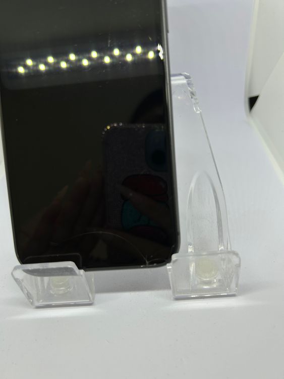 ��SIM�ե꡼ iPhone11  64GB �֥�å� �Хåƥ꡼75%