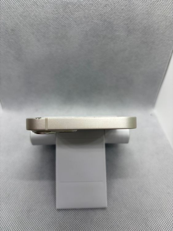 ���ϥԥͥ��ͥå� SIM�ե꡼ iPhone13 256GB �������饤�� �Хåƥ꡼82%