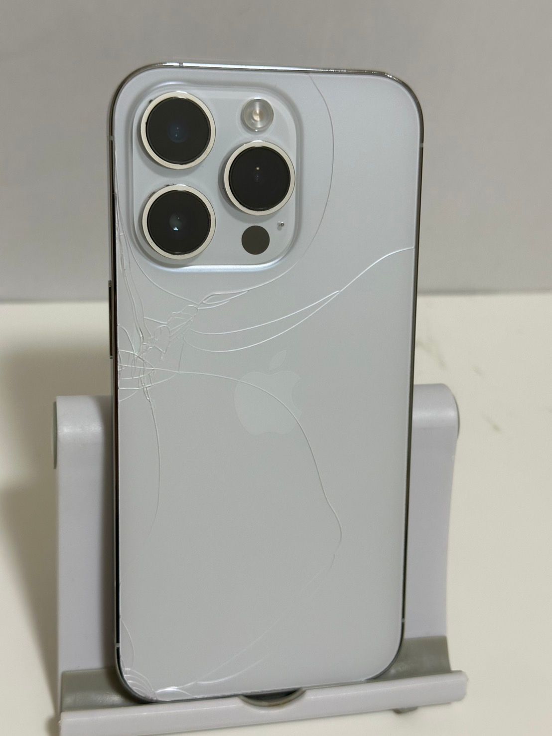 ムスビー｜○SIMフリー iPhone14Pro 256GB シルバー【iPhone14 Pro SIM