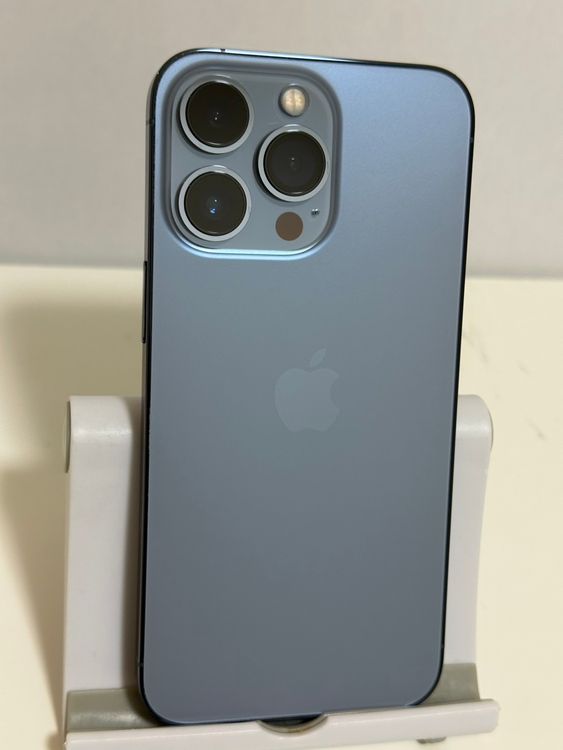 ���Хåƥ꡼81% SIM�ե꡼ iPhone13Pro 128GB ������֥롼