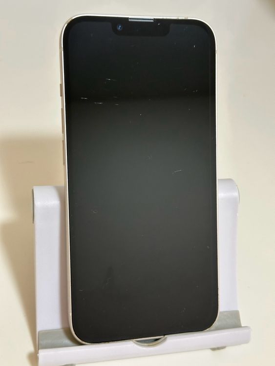 ���Хåƥ꡼85% SIM�ե꡼ iPhone13 128GB �������饤��