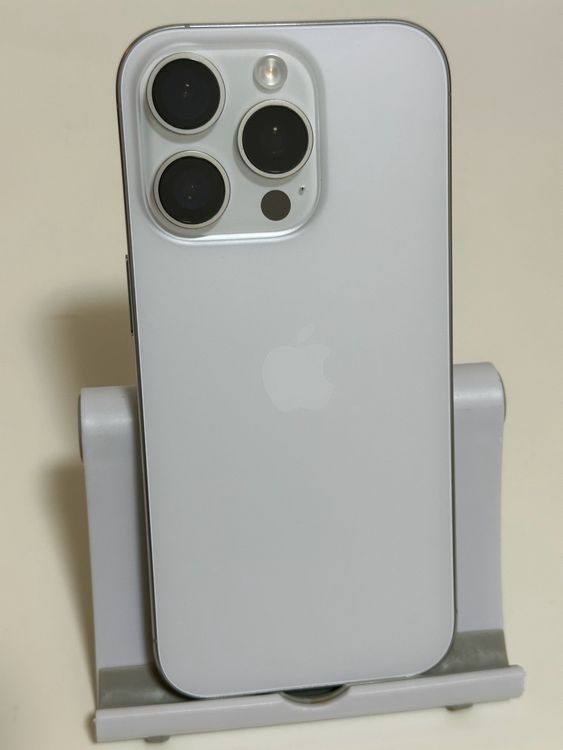 ���Хåƥ꡼100% SIM�ե꡼ iPhone16Pro 128GB �ۥ磻�ȥ����˥���