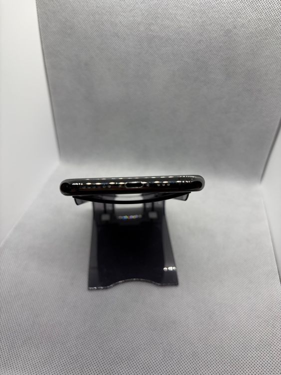 ���ϥԥͥ��ͥå� SIM�ե꡼ iPhone11Pro 64GB ���졼 �Хåƥ꡼84%