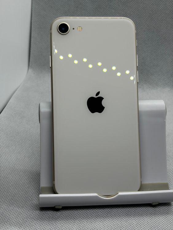 ���Хåƥ꡼91% SIM�ե꡼ iPhoneSE ��3���� 64GB �������饤��