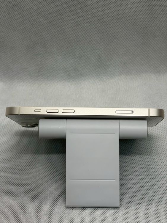 ���Хåƥ꡼85% SIM�ե꡼ iPhone14 128GB �������饤��