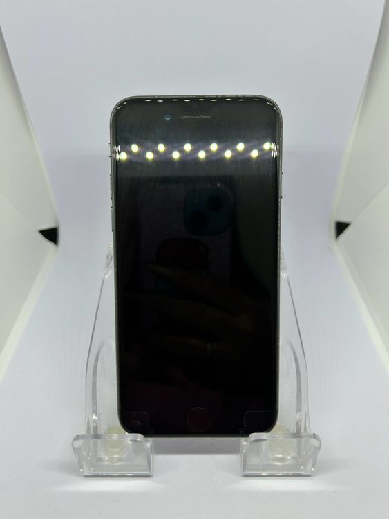 ���Хåƥ꡼83% SIM�ե꡼ iPhone8 256GB ���ڡ������쥤