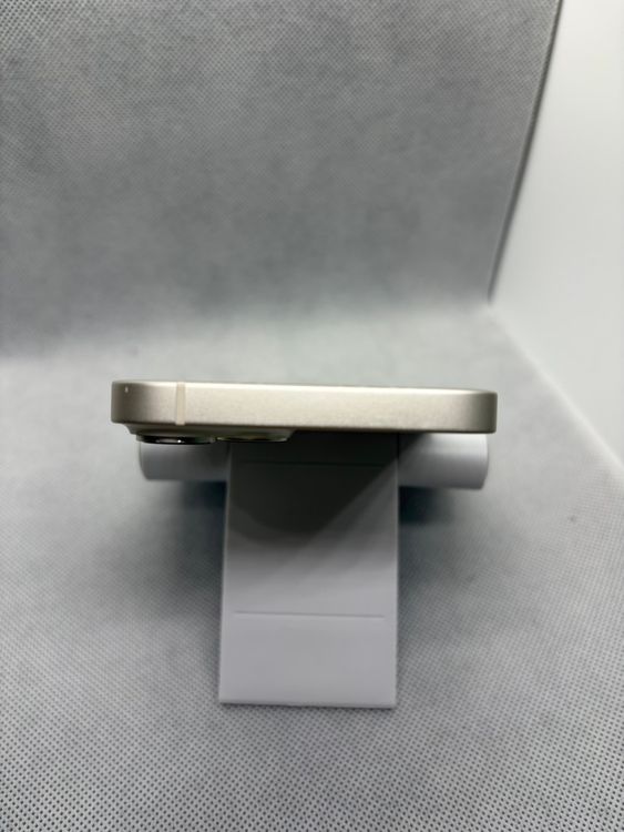 ���ϥԥͥ��ͥå� SIM�ե꡼ iPhone14 128GB �������饤�� �Хåƥ꡼81%