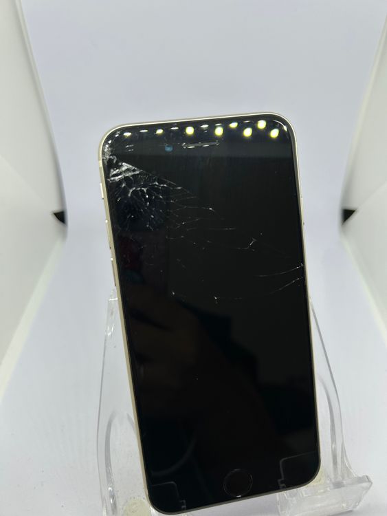 ��SIM�ե꡼ iPhoneSE��3����  64GB �������饤�� �Хåƥ꡼87%