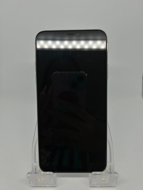 ���ϥԥͥ��ͥå� SIM�ե꡼ iPhone11Pro Max  64GB ����С� 75%