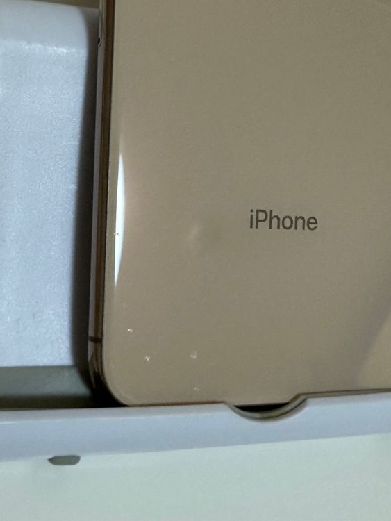 ���Хåƥ꡼83% SIM�ե꡼ iPhoneXS 256GB �������