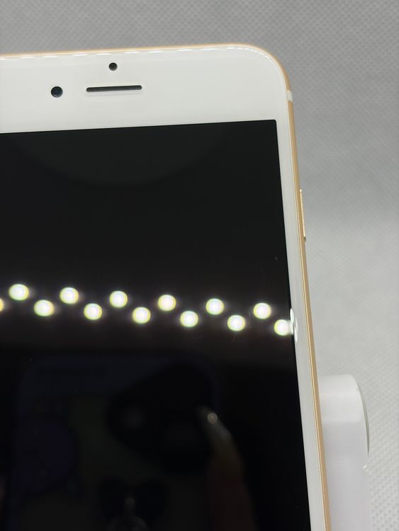 ���Хåƥ꡼82% SIM�ե꡼ iPhone6s 32GB �������